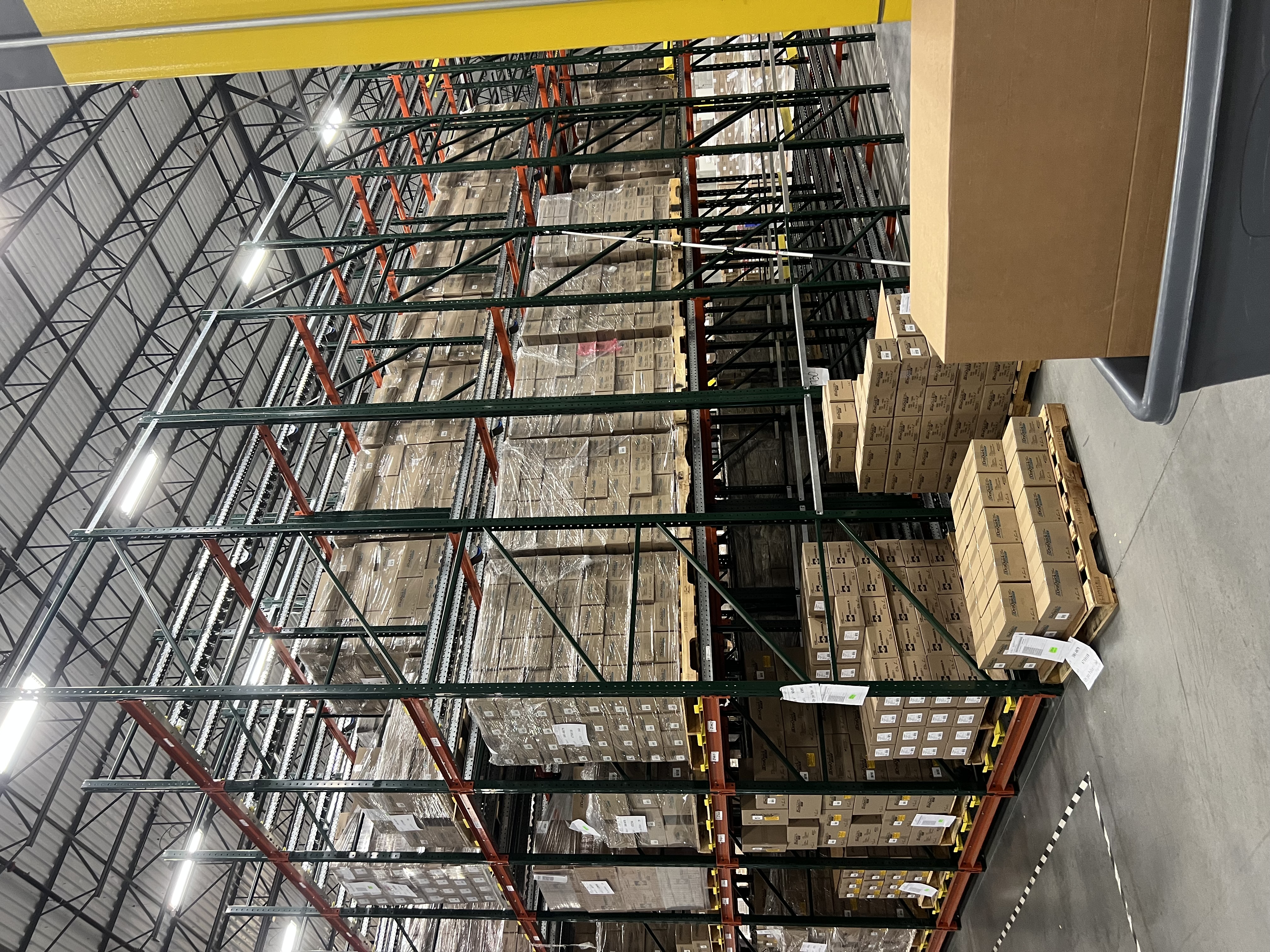 PALLET FLOW RACK